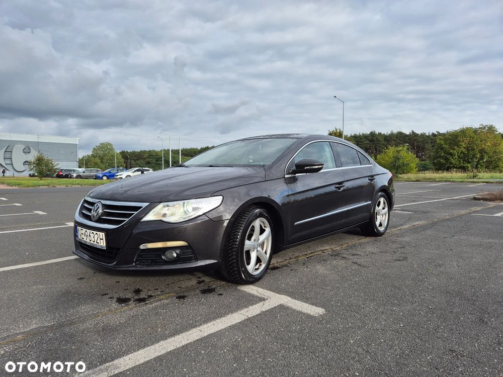 Volkswagen Passat CC - 1