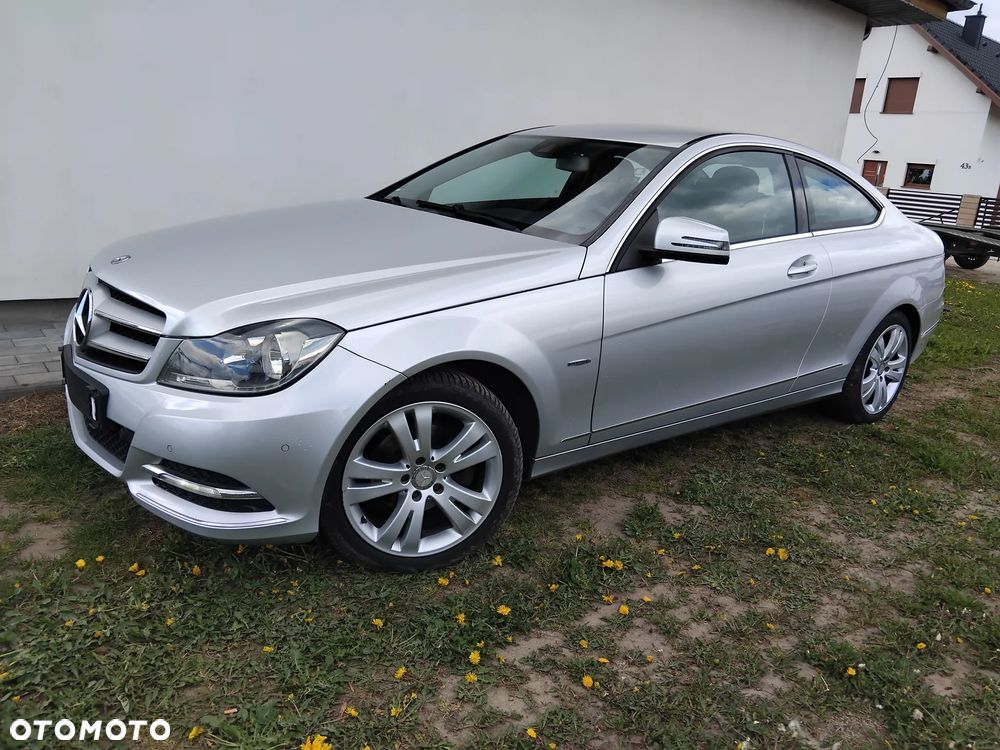 Mercedes-Benz Klasa C 180 CGI BlueEff - 1