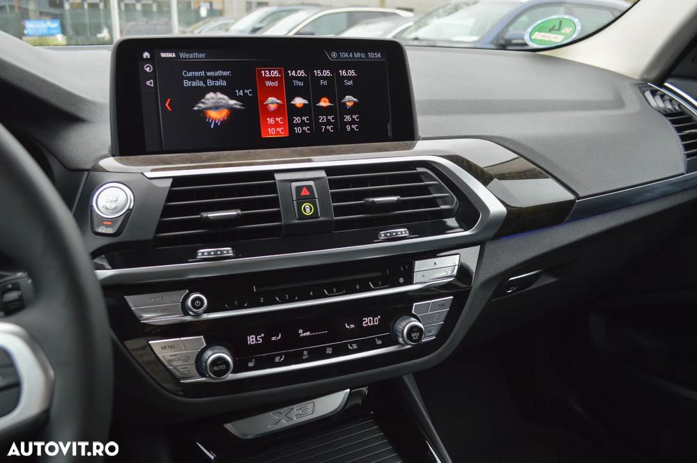 BMW X3 xDrive30i Aut. Luxury Line - 24