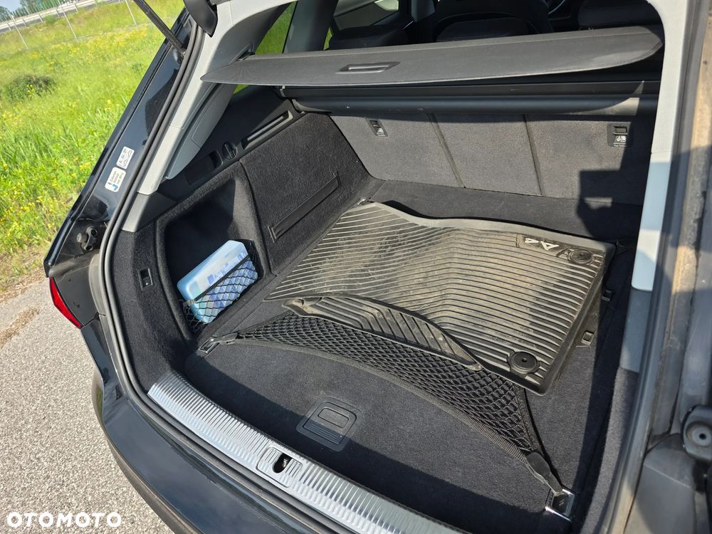Audi A4 Avant 35 TFSI S tronic - 19