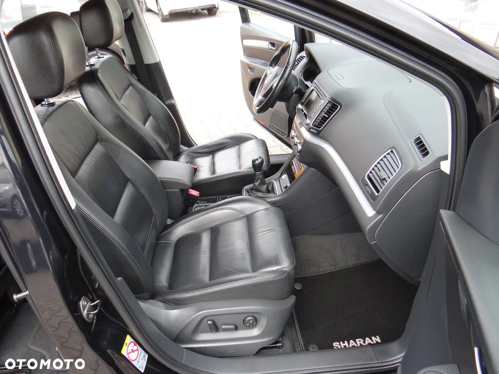 Volkswagen Sharan 2.0 TDI Blue Motion Highline - 34