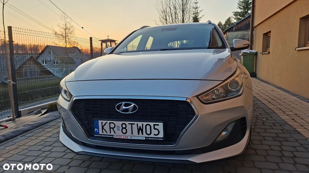 Hyundai i30 1.4 Classic + - 8