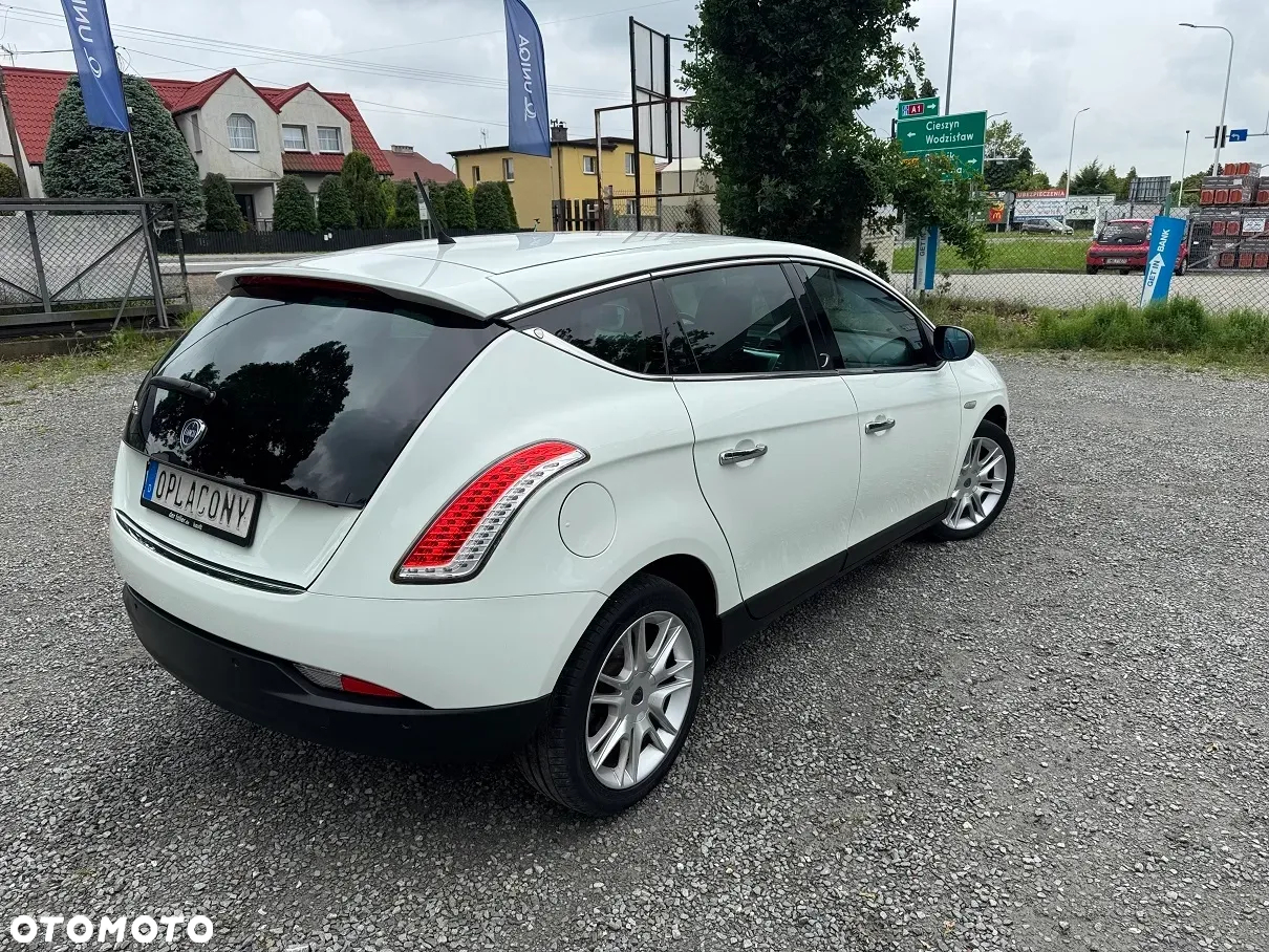 Lancia Delta - 12