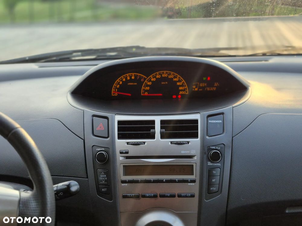 Toyota Yaris 1.33 VVT-i Cool - 15