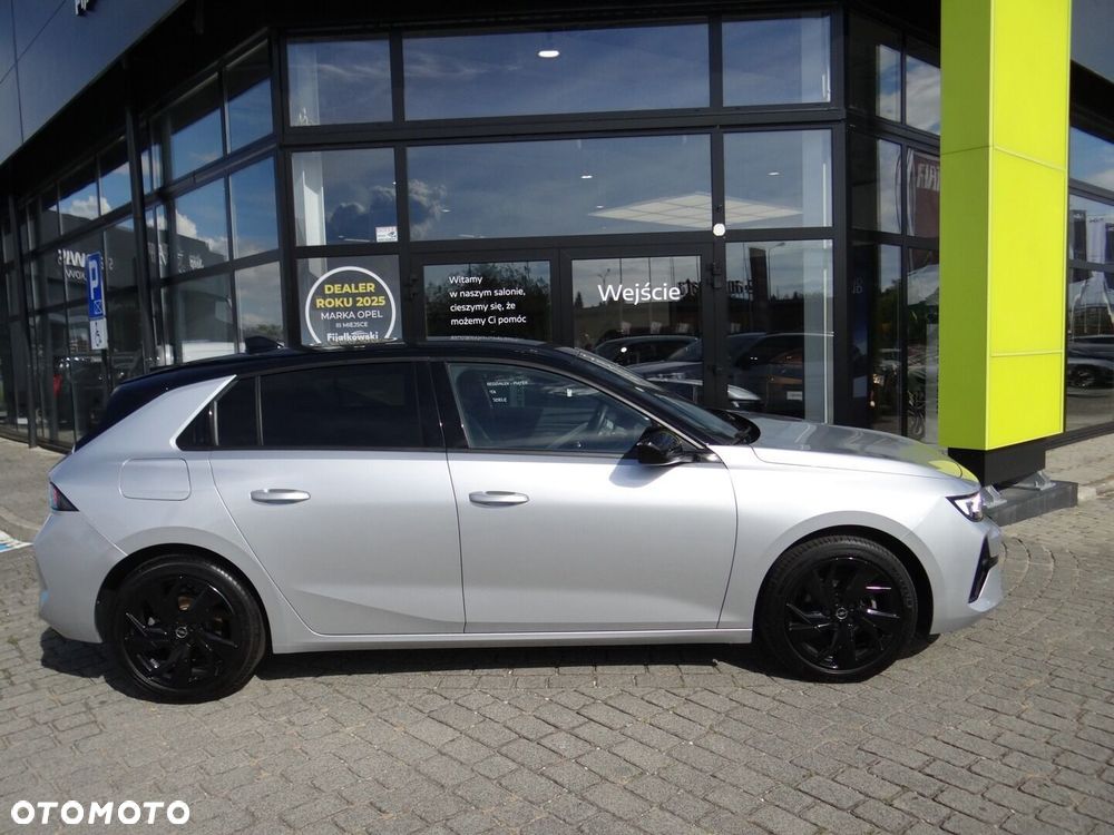 Opel Astra 1.2 T GS S&S - 4