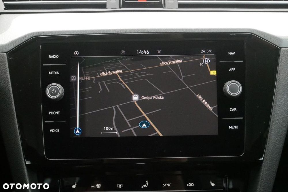 Volkswagen Passat Variant 2.0 TSI Business DSG - 20