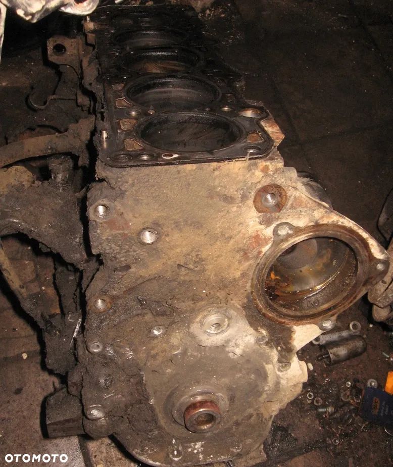 blok silnika wał korbowy TRANSPORTER T4 LT 2.5 TDI - 5