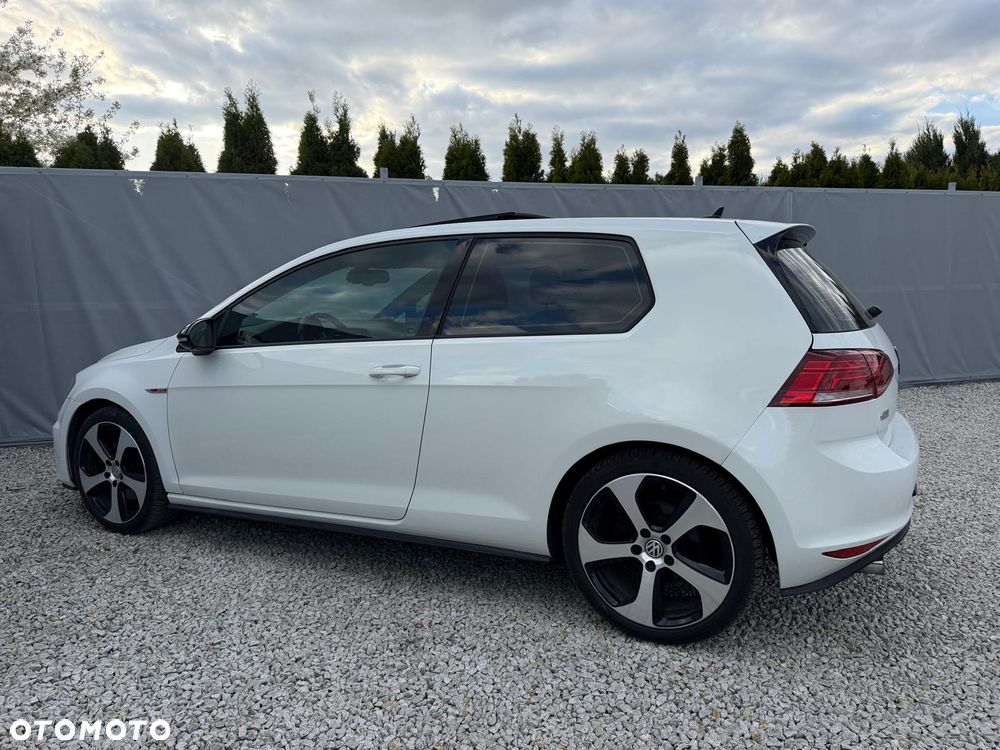 Volkswagen Golf 2.0 TSI BMT GTI - 10