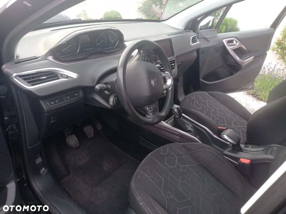Peugeot 2008 PureTech 82 Style - 20
