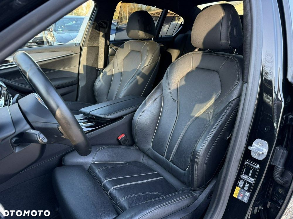 BMW Seria 5 - 16