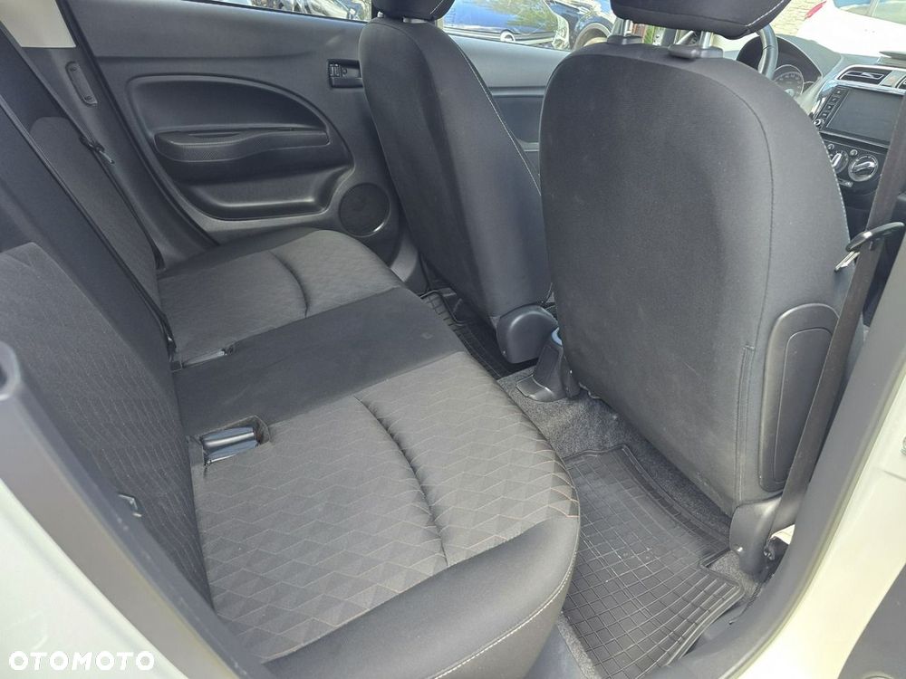 Mitsubishi Space Star - 13