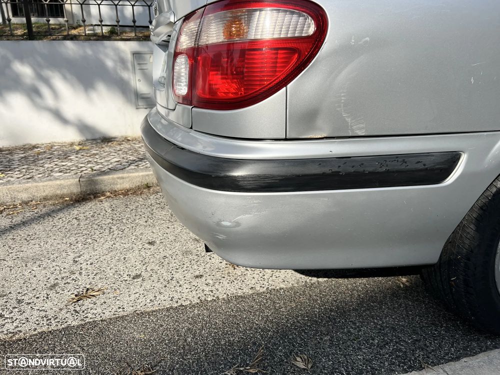 Nissan Almera 1.5 Comfort ABS+AC - 13