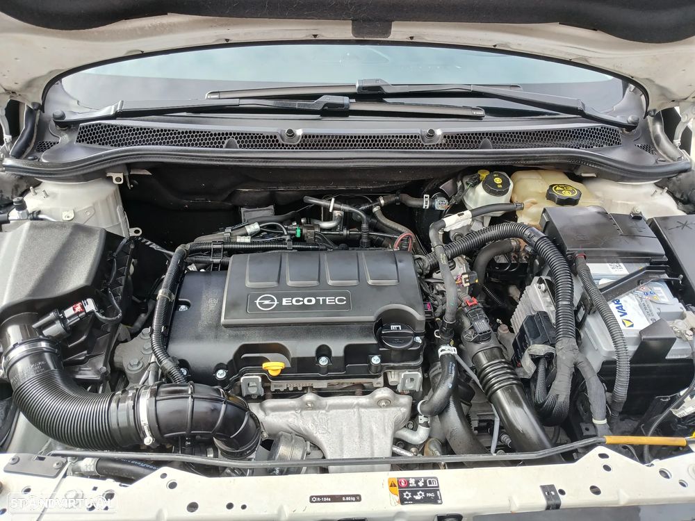 Opel Astra Sports Tourer 1.4 T Cosmo - 27