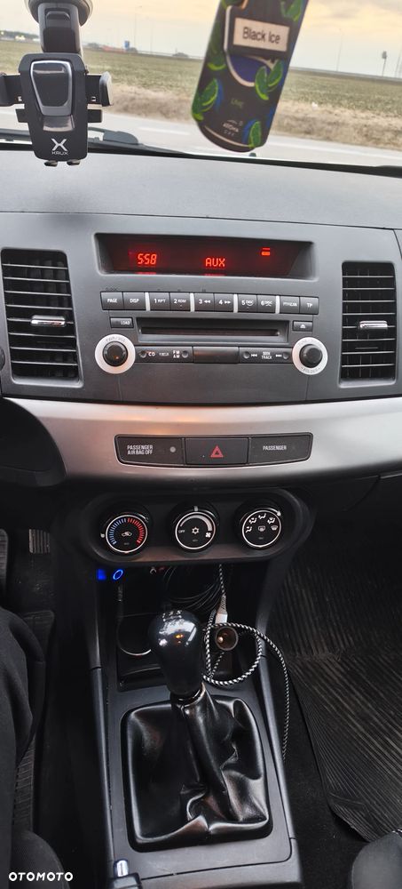 Mitsubishi Lancer 1.5 - 19