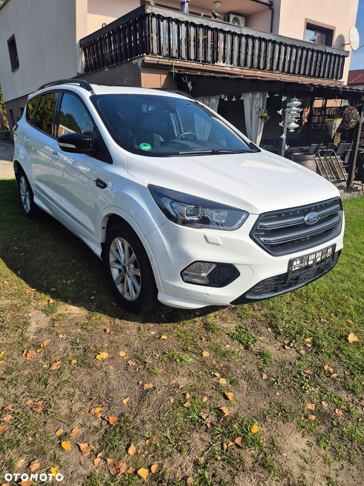 Ford Kuga - 2