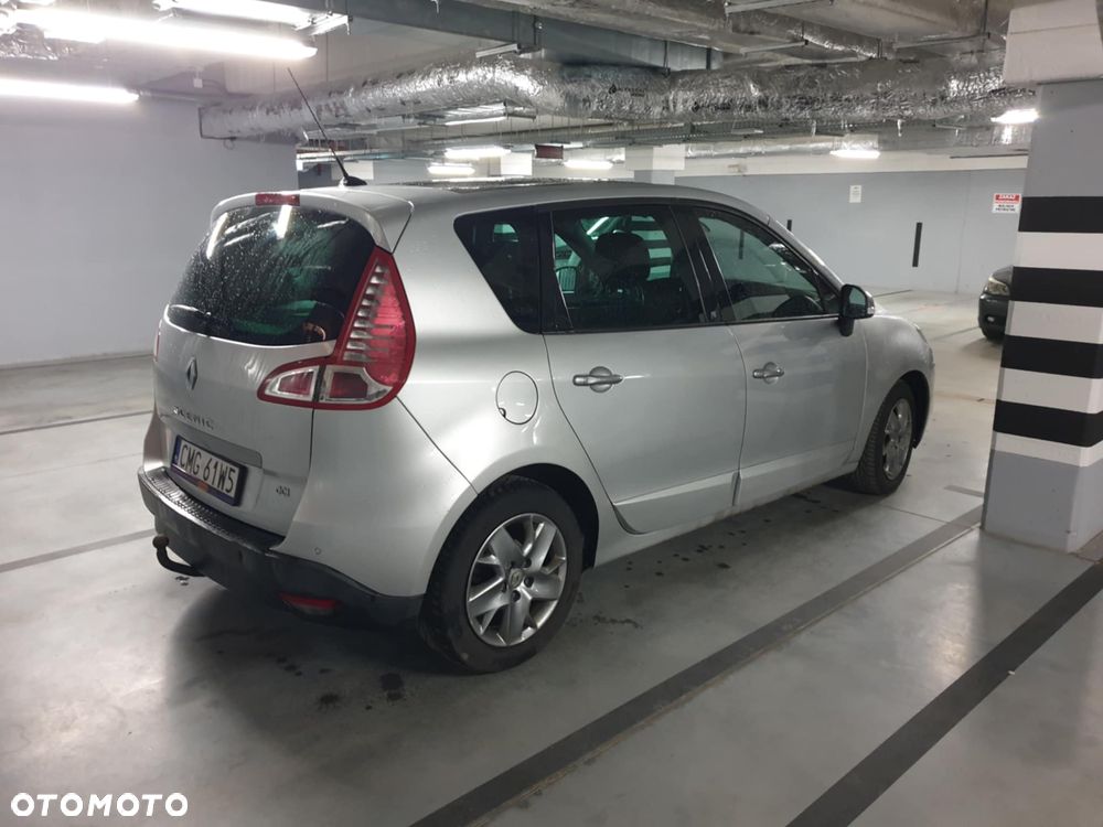 Renault Scenic 1.6 dCi Energy Privilege S&S - 5