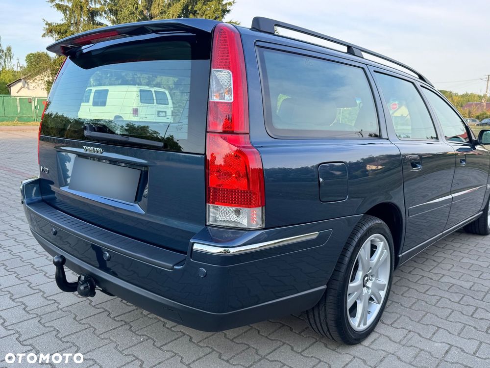 Volvo V70 D5 - 13