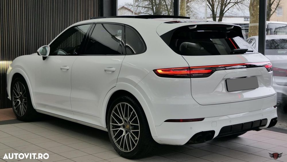 Porsche Cayenne Tiptronic S Platinum Edition - 10