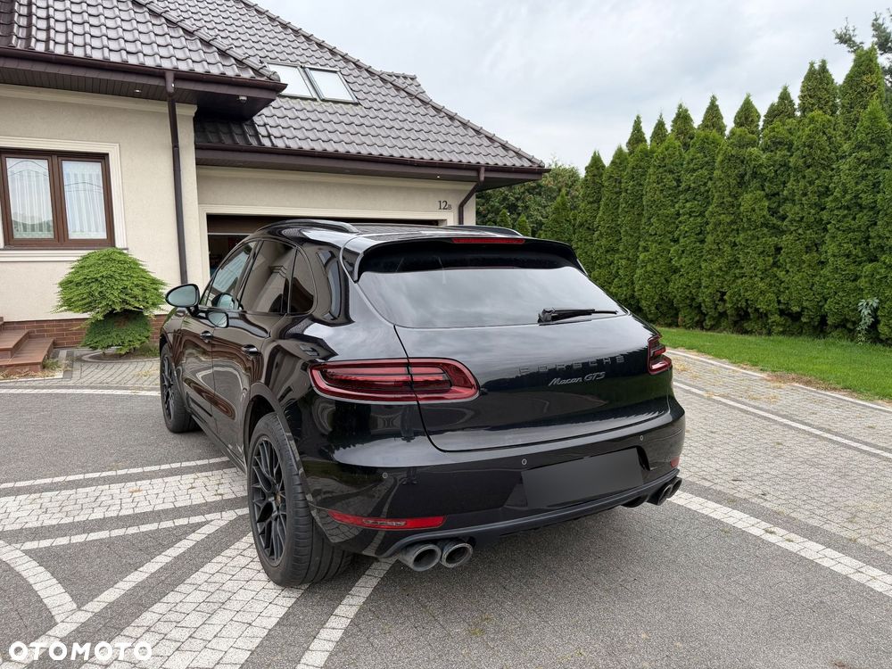 Porsche Macan - 3