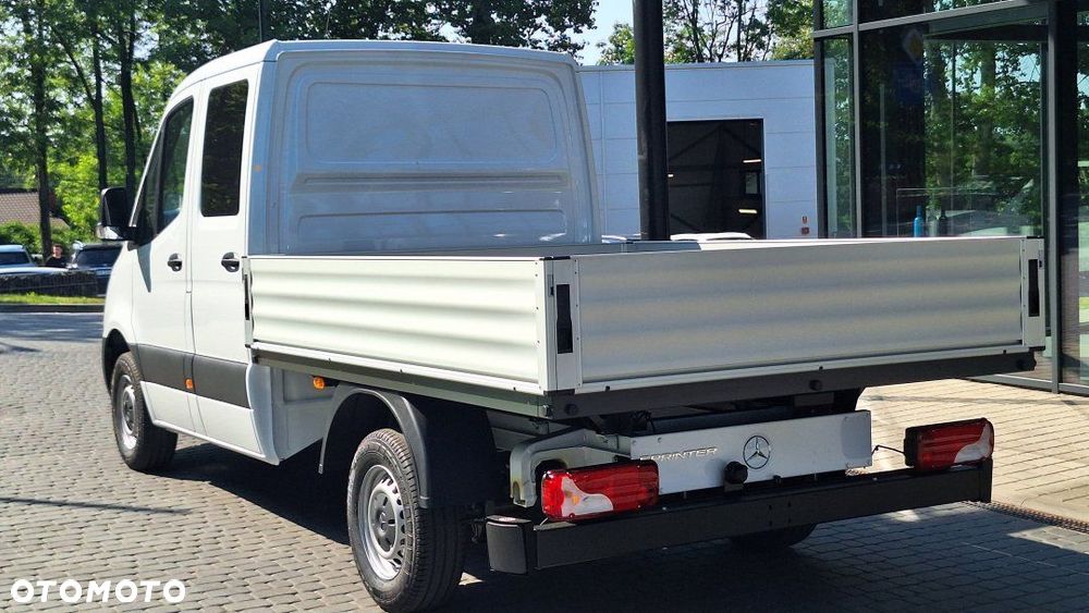 Mercedes-Benz Sprinter - 4