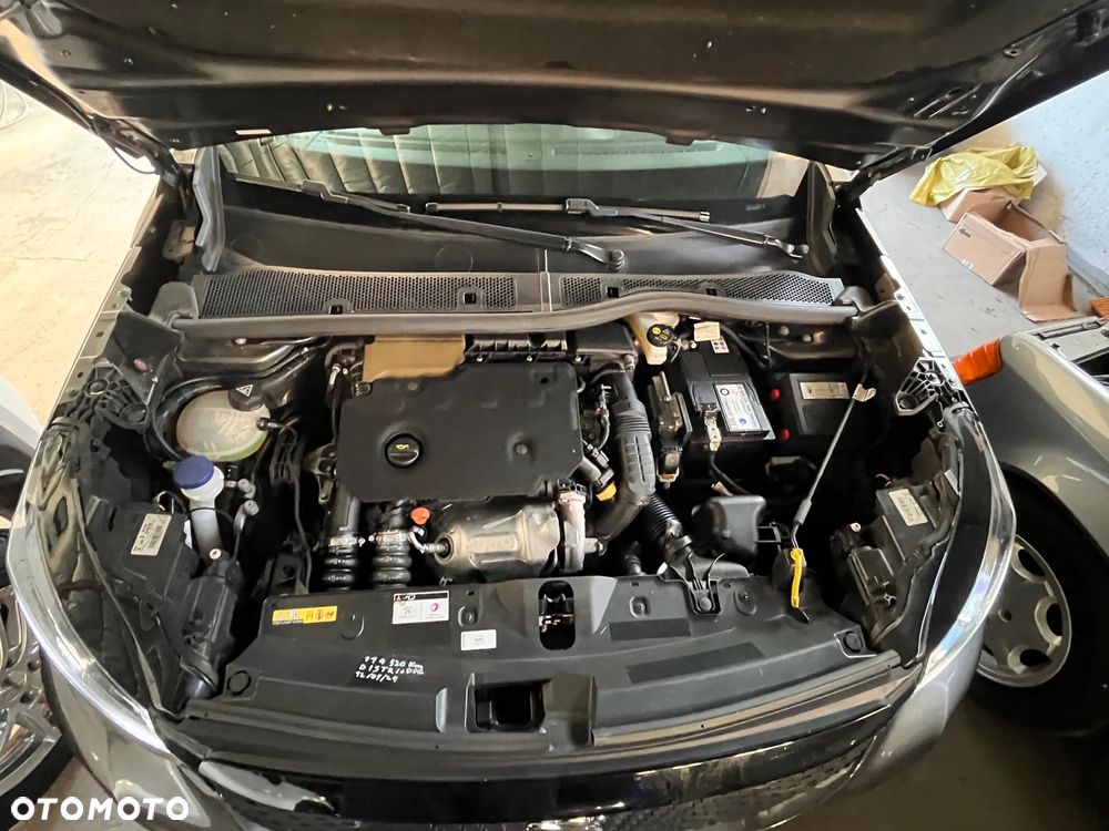 Peugeot 2008 1.5 BlueHDi Active S&S - 22