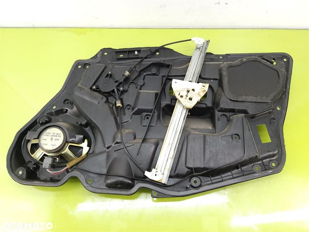 Podnośnik szyby przód lewy Mazda 6 I 02-08 5112192 GJ6A5997XR - 2