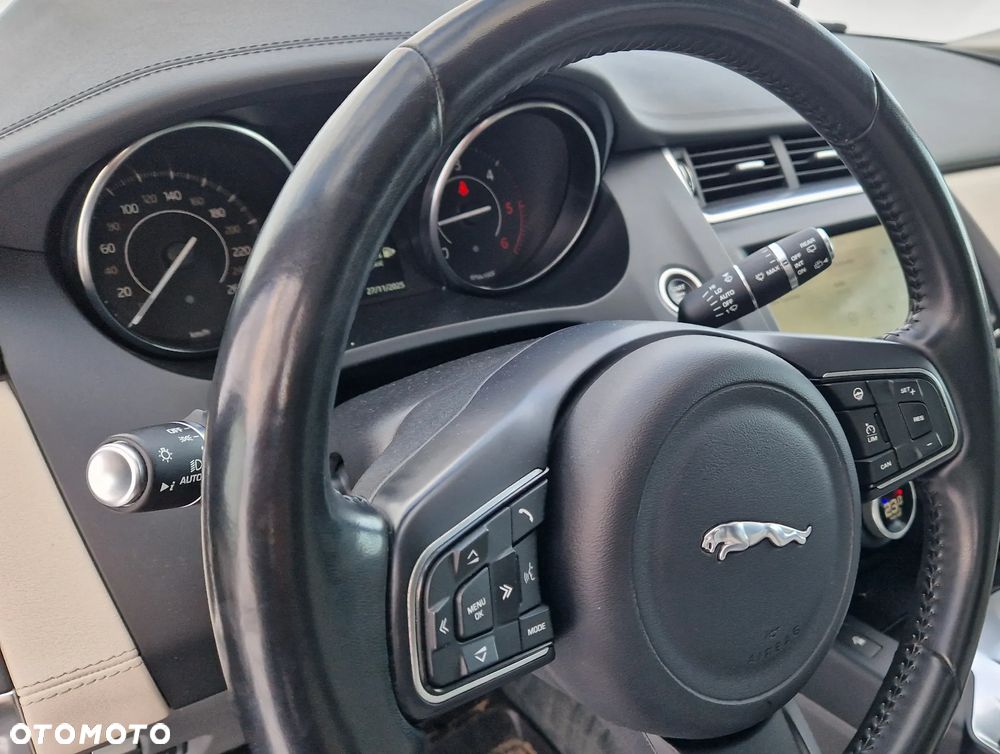Jaguar E-Pace D150 AWD S - 20