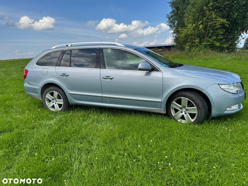 Skoda Superb 2.0 TDI 4x4 Elegance - 13
