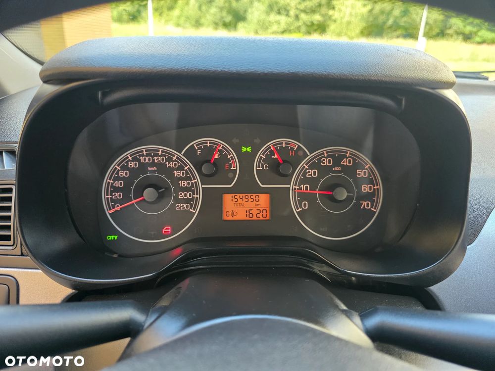 Fiat Grande Punto 1.2 8V Fresh - 24