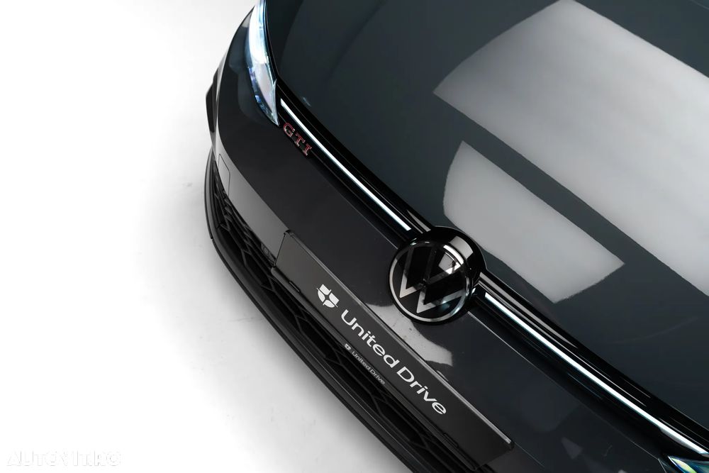 Volkswagen Golf 2.0 TSI DSG GTI - 8
