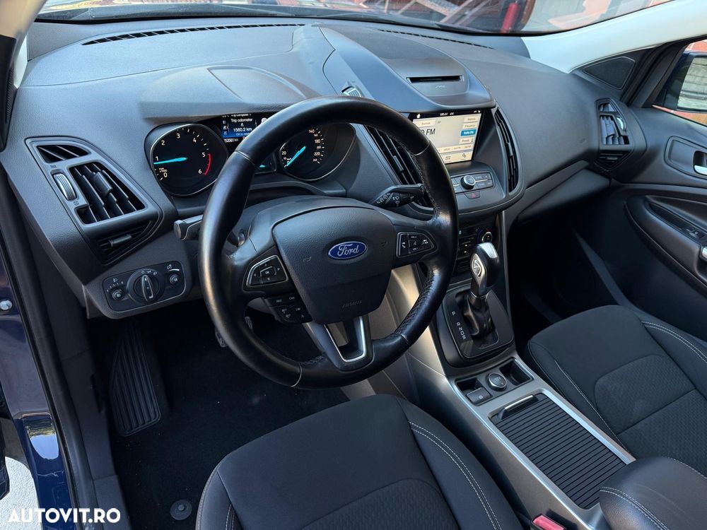 Ford Kuga - 11
