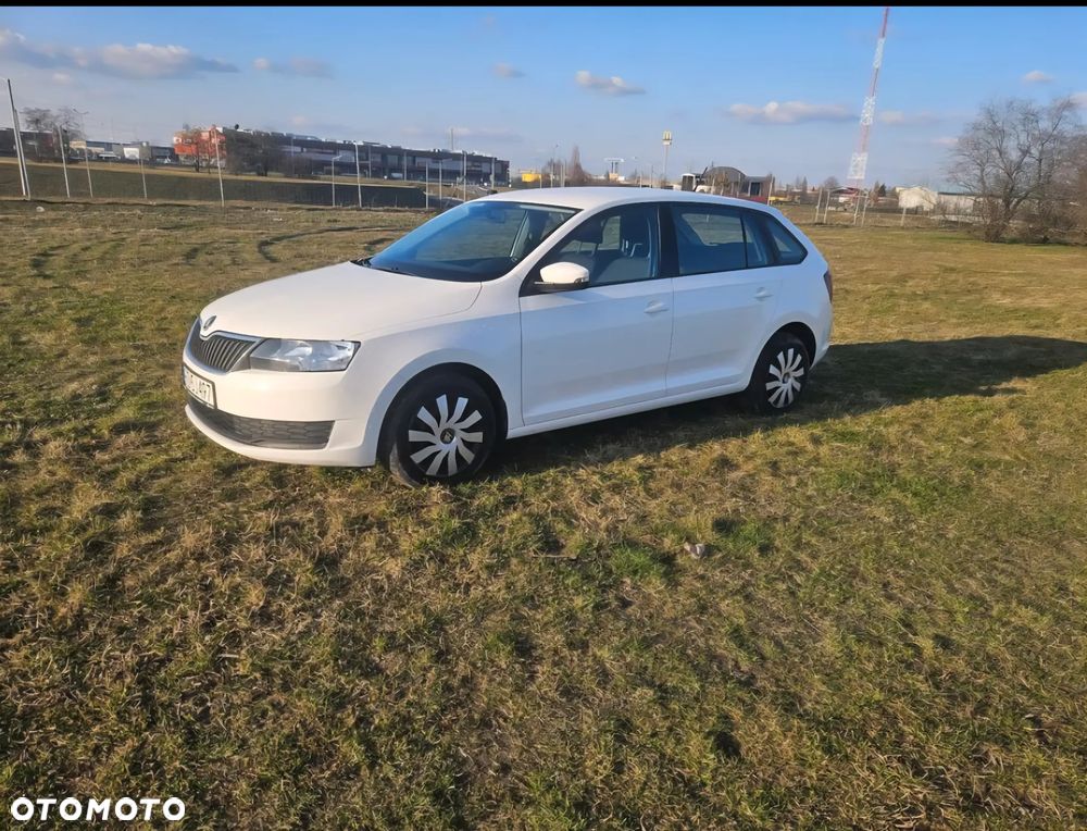 Skoda RAPID - 10