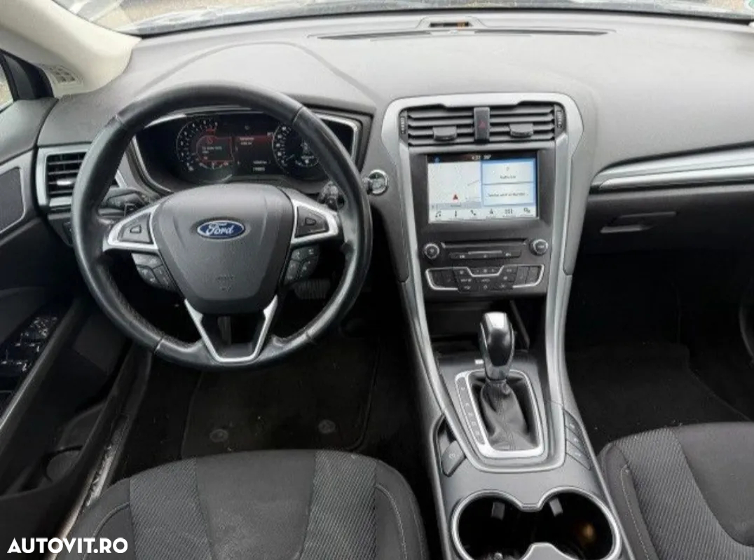 Ford Mondeo Turnier 2.0 TDCi Start-Stopp PowerShift-Aut Titanium - 2