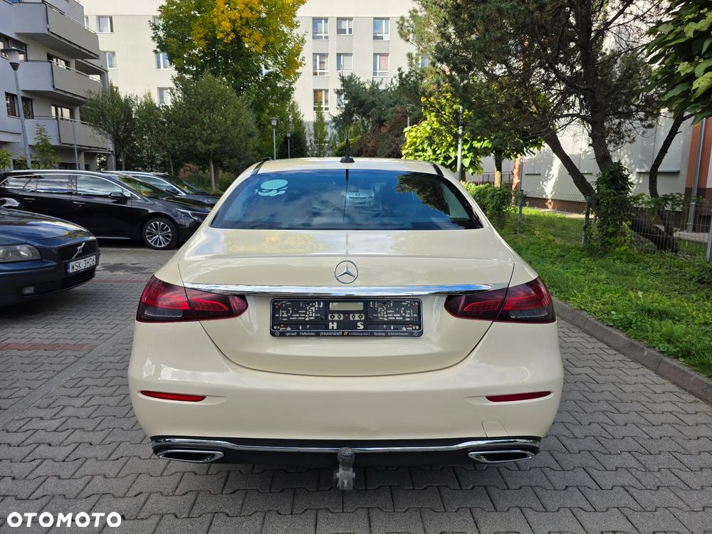 Mercedes-Benz Klasa E 220 d 4Matic 9G-TRONIC Avantgarde - 6