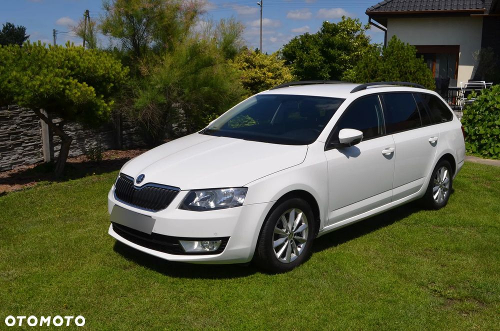 Skoda Octavia 1.6 TDI Active DSG - 2