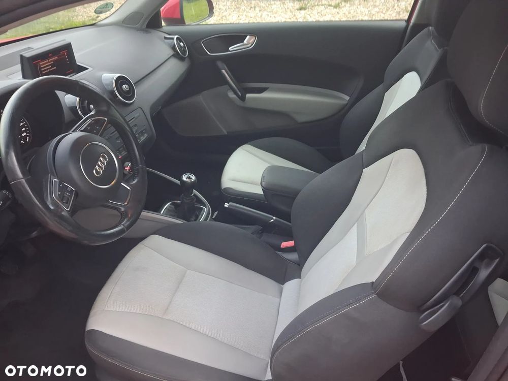 Audi A1 3-drzwiowe 1.6 TDI S line Sportpaket - 10