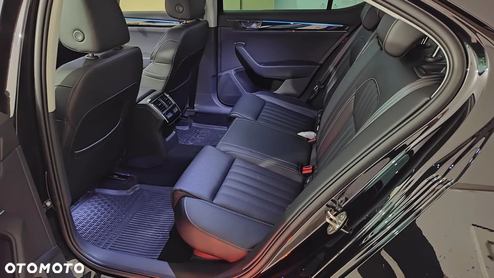 Skoda Superb 2.0 TSI 4x4 L&K DSG - 7