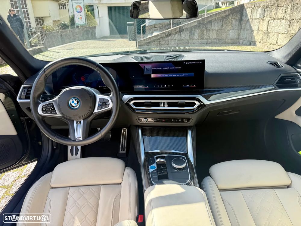 BMW i4 eDrive35 Gran Coupe M Sport - 19