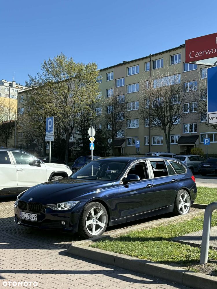 BMW Seria 3 - 16