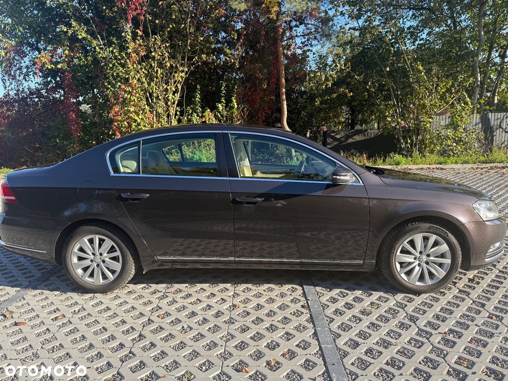 Volkswagen Passat - 3