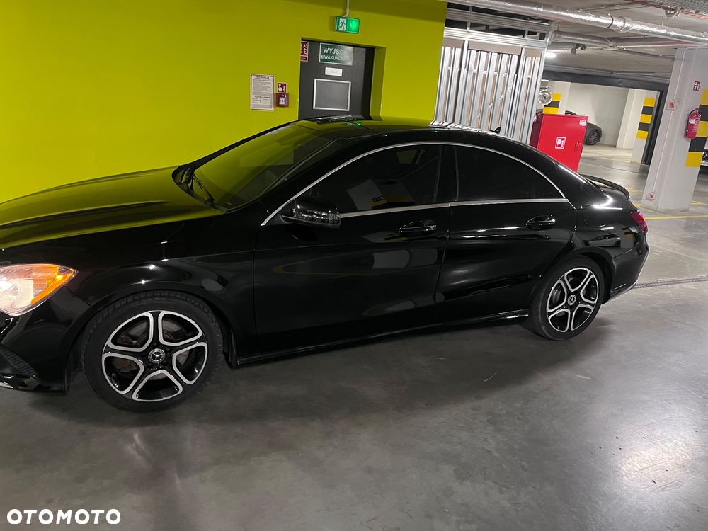 Mercedes-Benz CLA 250 4-Matic - 5