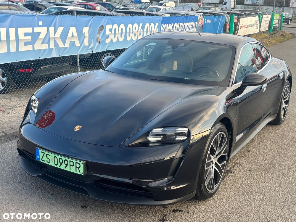 Porsche Taycan - 4