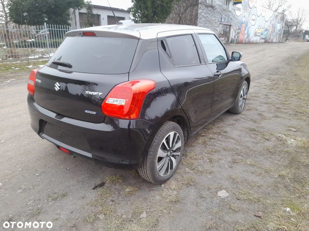 Suzuki Swift 1.2 Premium Plus - 5