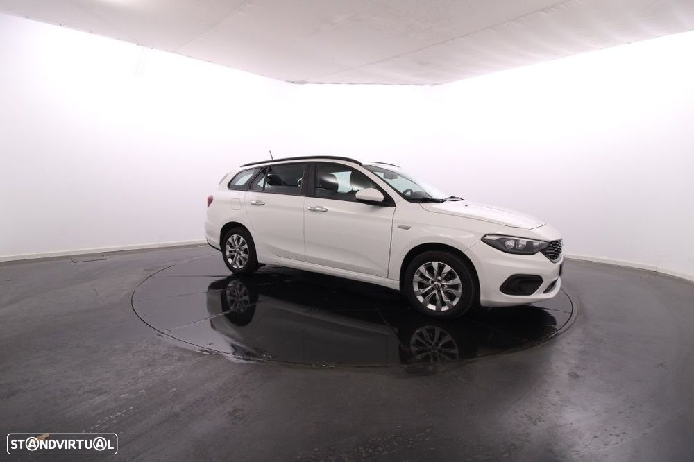 Fiat Tipo Station Wagon 1.3 M-Jet Lounge Tech - 10