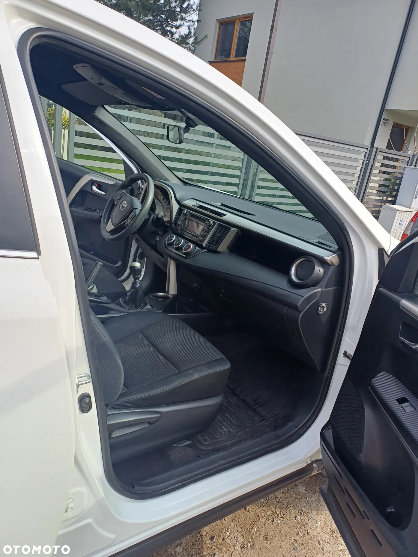 Toyota RAV4 2.0 D-4D Active - 13