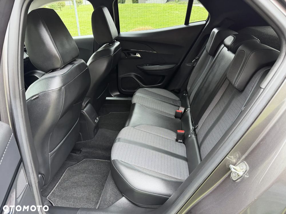 Peugeot 2008 PureTech 130 Allure Pack - 17