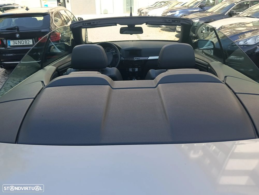 Opel Astra 1.8 Sport - 19