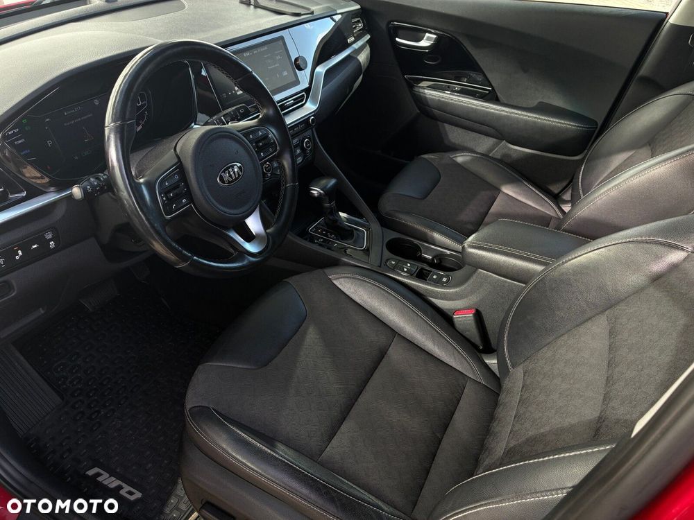Kia Niro 1.6 GDI Hybrid Business Line - 10