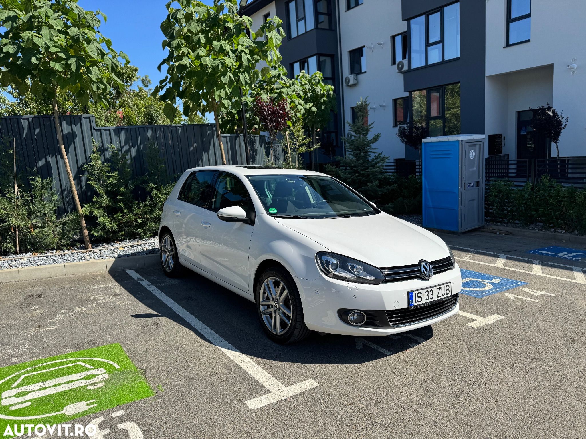 Volkswagen Golf 1.4 TSI Highline DSG - 1