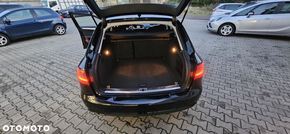 Audi A4 Avant - 15